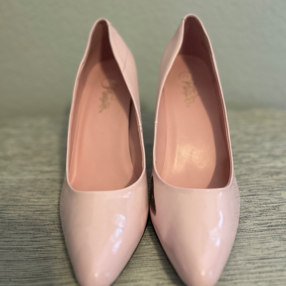 Pink pumps - Picture 2 of 7